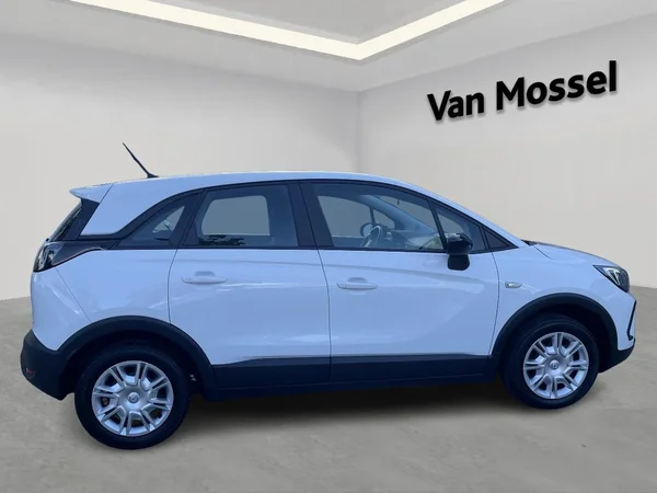 Opel Crossland X (2022) — foto 13 van 17