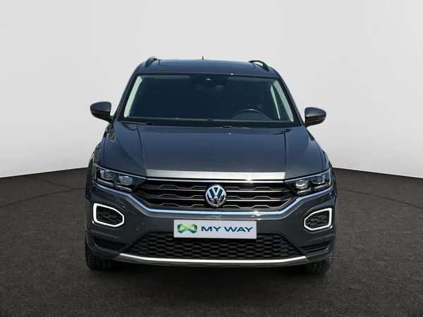 VOLKSWAGEN T-Roc (2018) — foto 23 van 24