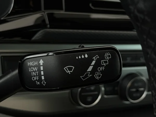 VOLKSWAGEN California (2021) — foto 16 van 26