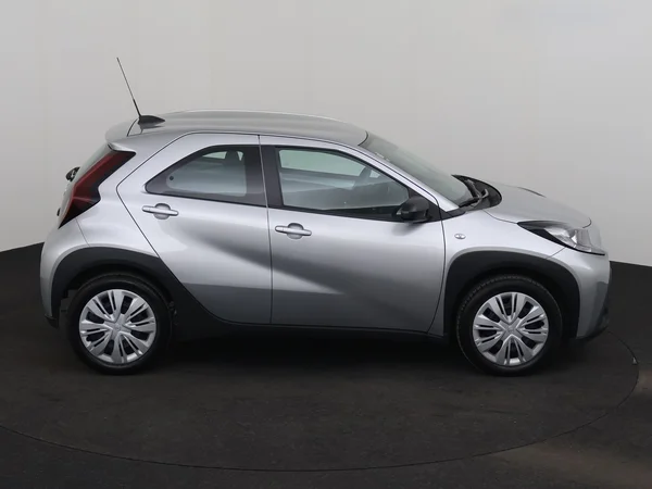 TOYOTA Aygo X (2023) — foto 21 van 25