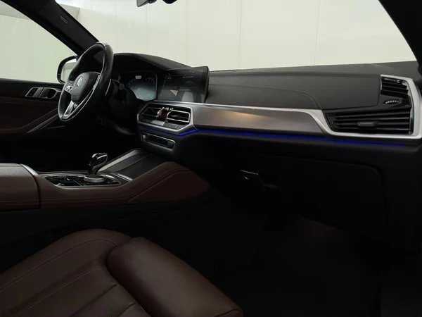 BMW X6 (2022) — foto 3 van 32