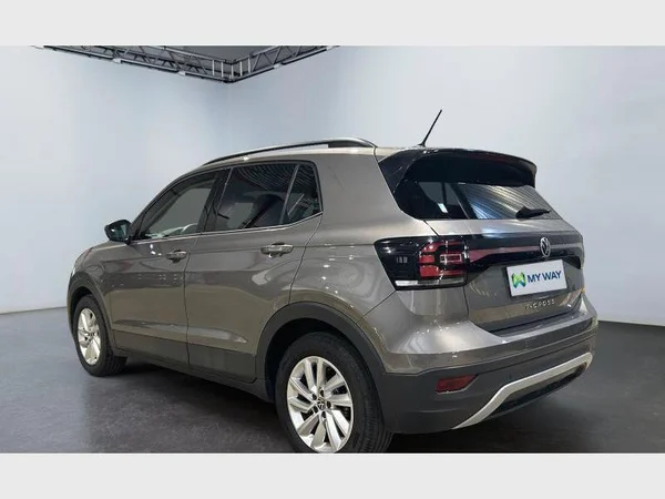 Volkswagen T-Cross (2021) — foto 12 van 29