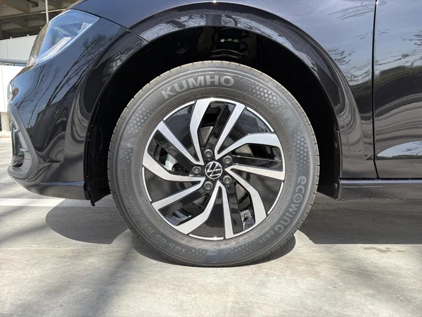 VOLKSWAGEN Polo (2026) — foto 16 van 24