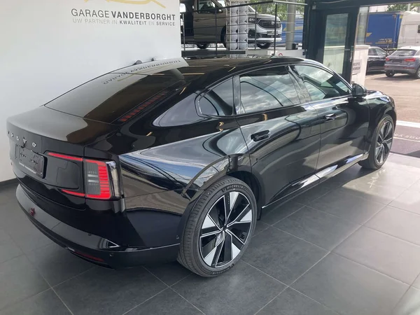 Volvo ES90 — foto 14 van 19