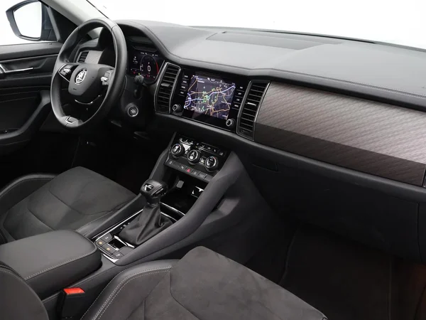 SKODA Kodiaq (2022) — foto 15 van 32