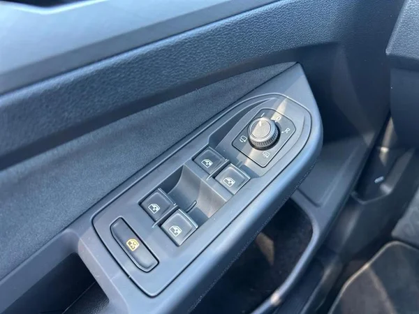 VOLKSWAGEN Golf VIII (2022) — foto 22 van 31