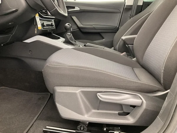 SEAT Arona (2023) — foto 21 van 36