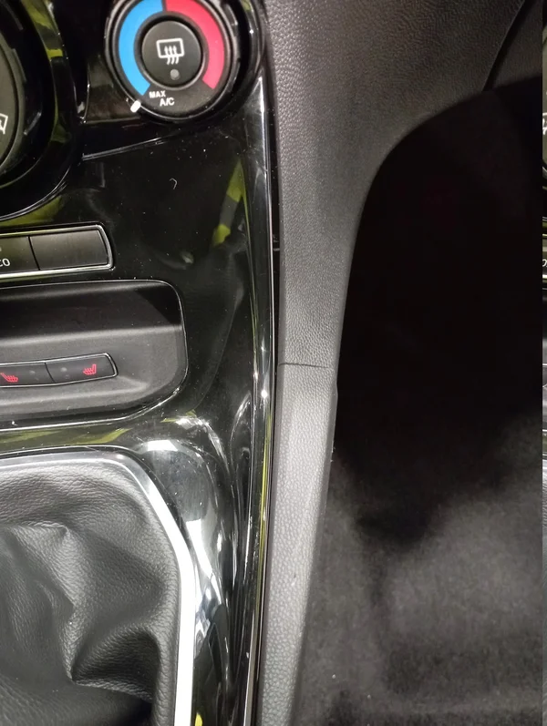 Ford Fiesta (2017) — foto 52 van 87