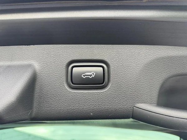 KIA Sportage (2022) — foto 20 van 28