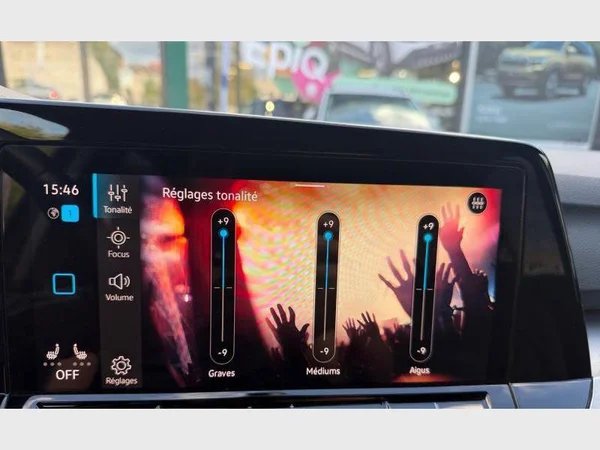 Volkswagen Golf VIII (2020) — foto 10 van 27