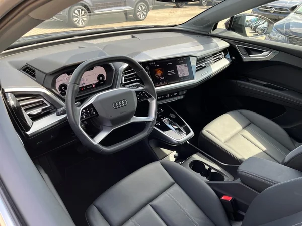 AUDI Q4 e-tron (2025) — foto 22 van 22