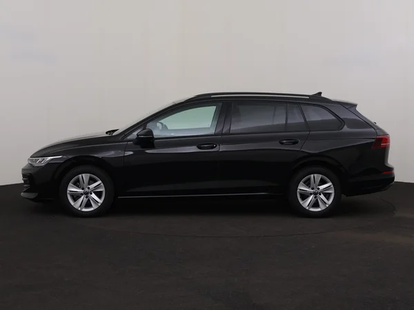 VOLKSWAGEN Golf Variant (2025) — foto 12 van 29