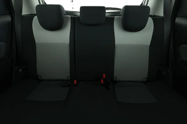 Toyota Yaris (2018) — foto 6 van 16