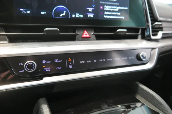 Kia Sportage (2024) — foto 24 van 35