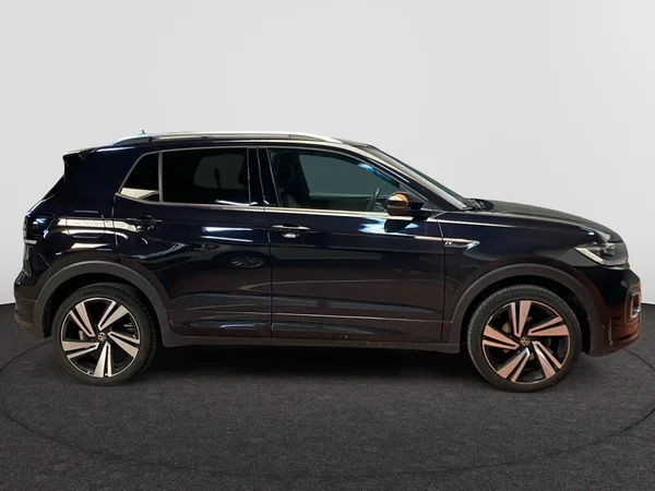 VOLKSWAGEN T-Cross (2022) — foto 12 van 16