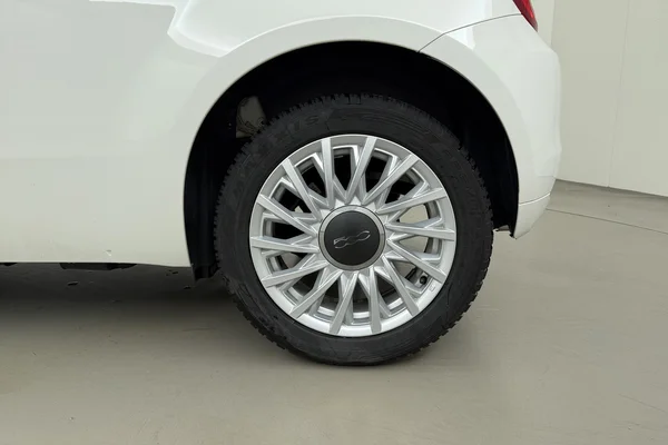 Fiat 500c (2021) — foto 15 van 18
