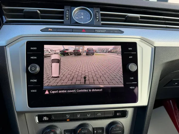 Volkswagen Passat (2019) — foto 4 van 23