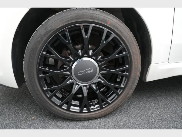 FIAT 500 (2014) — foto 16 van 20