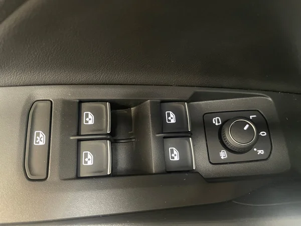 VOLKSWAGEN T-Cross (2025) — foto 14 van 15