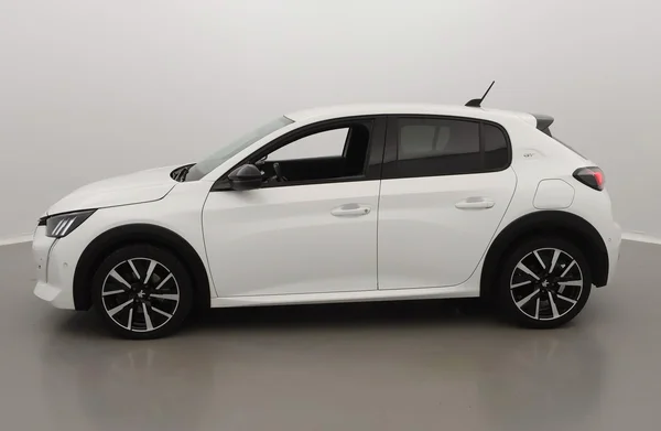 Peugeot 208 (2024) — foto 12 van 24