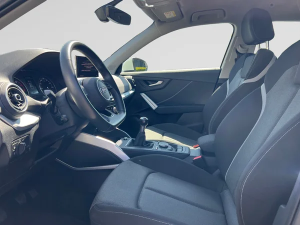 AUDI Q2 (2020) — foto 2 van 24