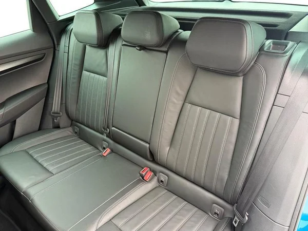 SKODA Karoq Dsl (2022) — foto 3 van 32
