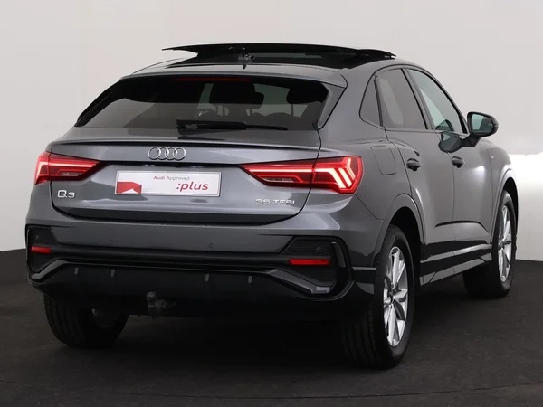 AUDI Q3 Sportback (2025) — foto 12 van 19