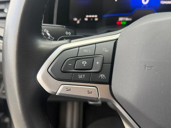 VOLKSWAGEN Taigo (2025) — foto 2 van 19