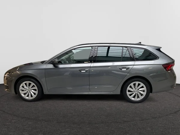 SKODA Octavia Combi (2025) — foto 9 van 13