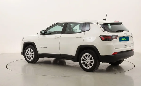 Jeep Compass (2021) — foto 21 van 27