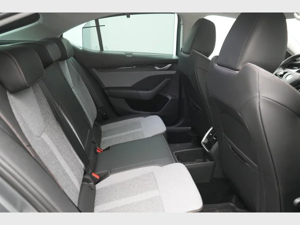 SKODA Octavia (2025) — foto 16 van 31