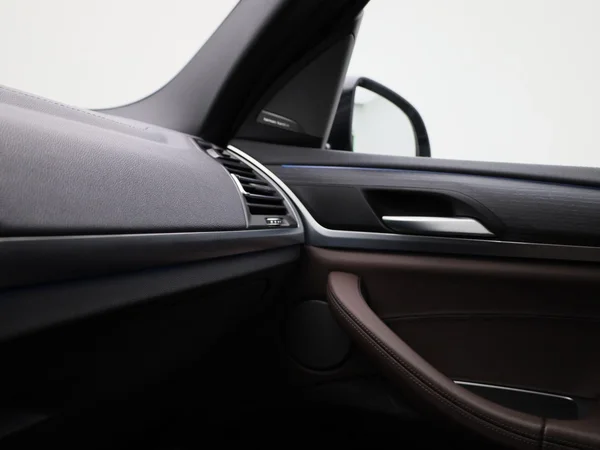 BMW iX3 (2023) — foto 25 van 55