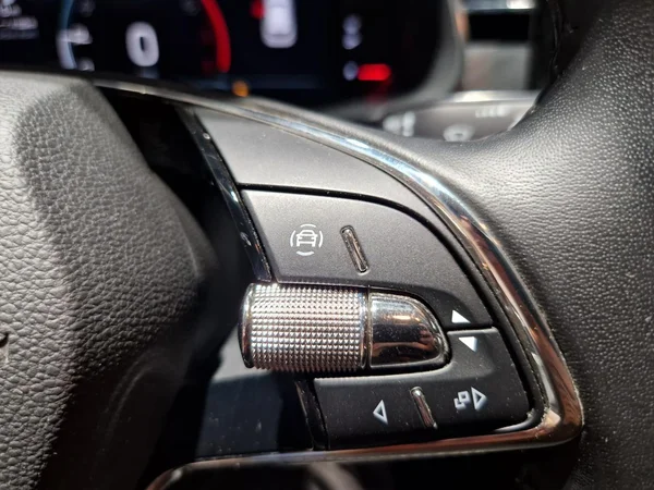 SKODA Kamiq (2023) — foto 14 van 23