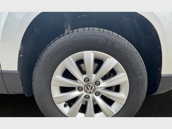 Skoda Karoq (2021) — foto 28 van 29