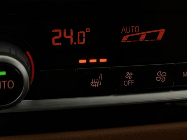 BMW 520 (2022) — foto 19 van 35