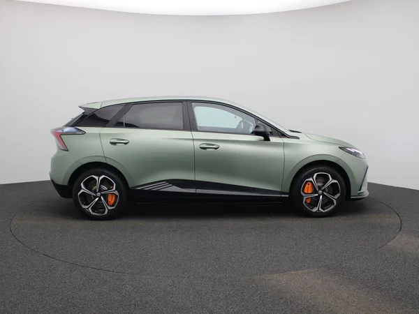 MG MG4 (2024) — foto 39 van 42