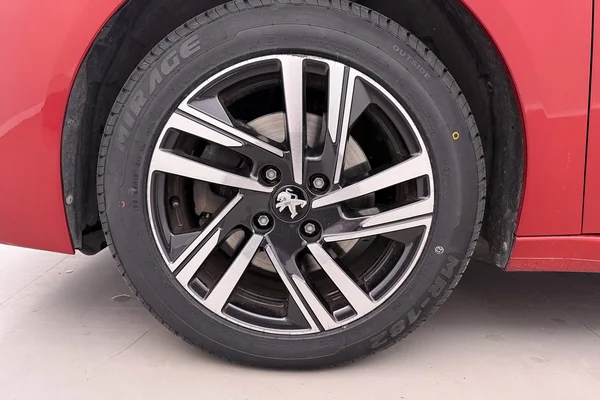 Peugeot 208 (2020) — foto 18 van 30