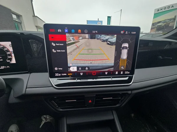 VOLKSWAGEN Tiguan (2025) — foto 6 van 24