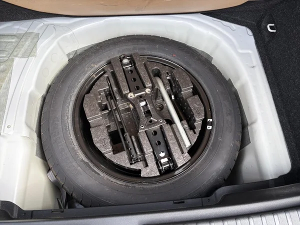 SKODA Kamiq (2022) — foto 3 van 11