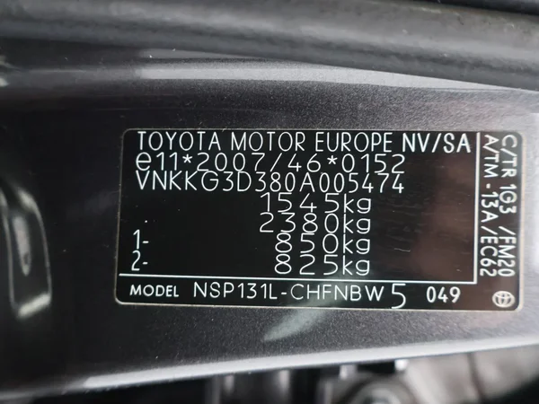 Toyota Yaris (2017) — foto 19 van 26