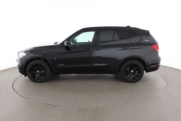 BMW X5 (2016) — foto 9 van 16