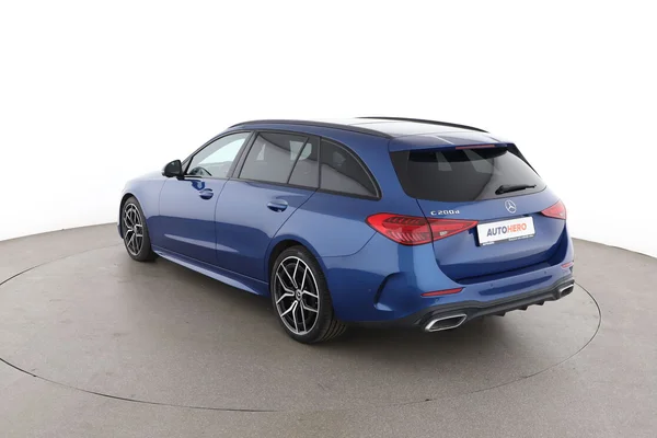 Mercedes-Benz C-Klasse (2025) — foto 10 van 16