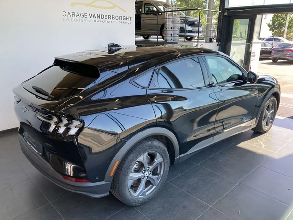 Ford Mustang Mach-E (2024) — foto 15 van 20