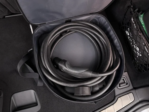 VOLVO EX90 (2025) — foto 24 van 32