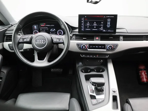Audi A5 (2022) — foto 46 van 48
