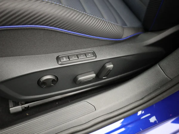 VOLKSWAGEN Golf VIII R (2026) — foto 19 van 27