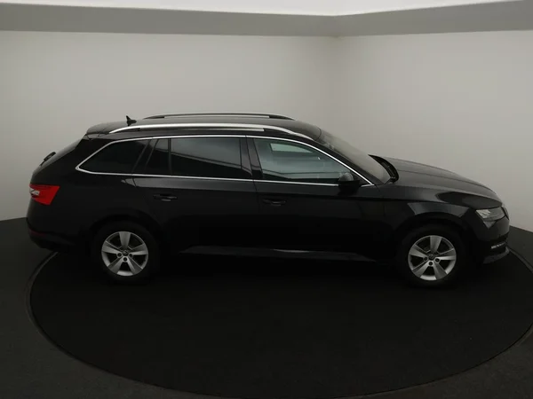SKODA Superb Combi (2024) — foto 10 van 29