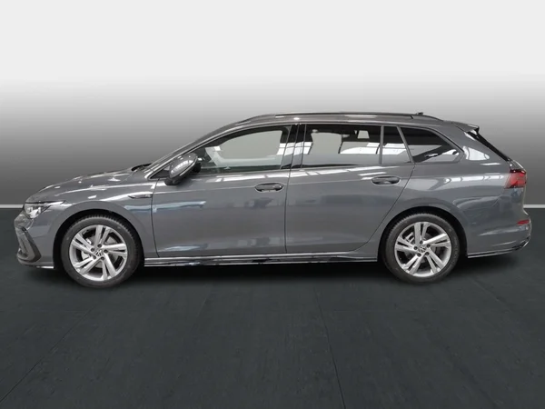 VOLKSWAGEN Golf VIII SW (2024) — foto 11 van 15