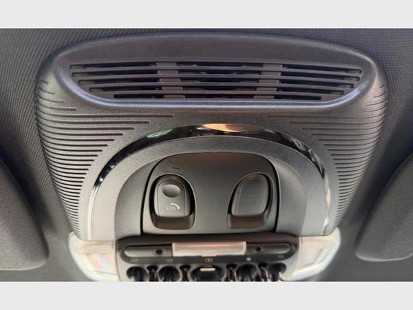 MINI Mini Countryman (2019) — foto 19 van 29