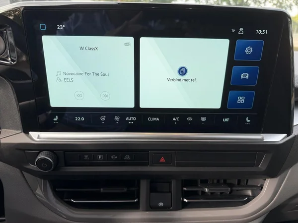 VOLKSWAGEN E-Transporter T7 32 Caravelle Swb (2026) — foto 3 van 23